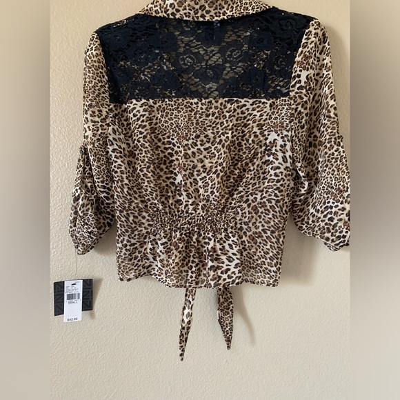 NWT IZ Buyer Women’s Animal Print Crocheted Lace Tie Sheer Top NWT SIZE S - Picture 13 of 13